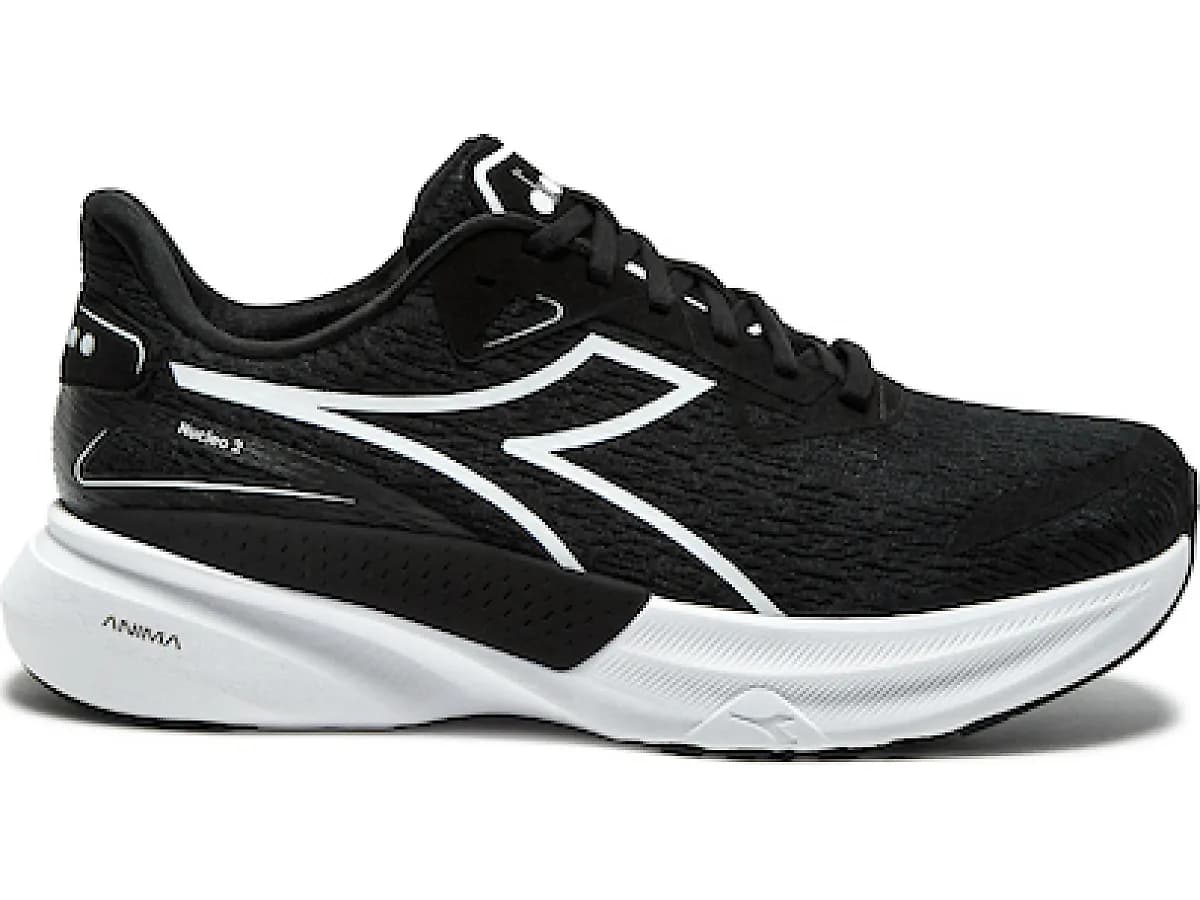 Diadora Nucleo 2